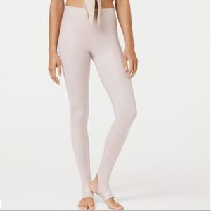 CORE 10 | Women's Foil  Print Shine Nearly Naked Stirup Leggings